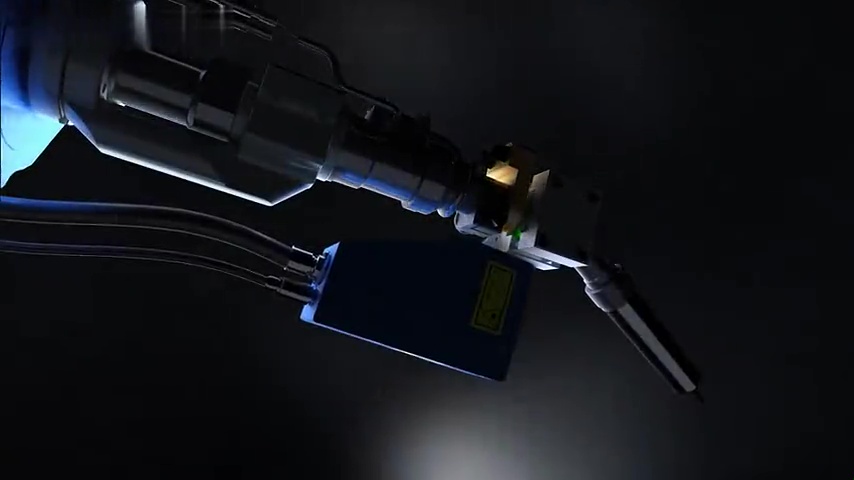 Production footage: full-workpiece 3D recognition, position and pose capture, and precise target scanning leading into trajectory generation
