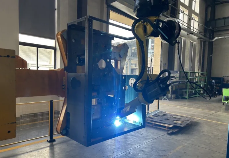 High-precision robotic welding of industrial washer structures