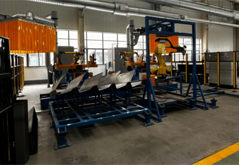 Adaptive seam tracking in hopper assembly robotic system