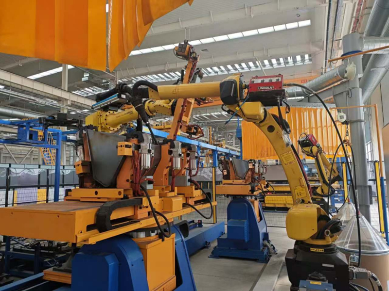 Automated Welding and Bending Workstation for Hoppers